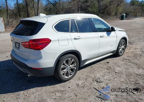2016 BMW X1 xDrive28I z USA, uszkodzony, nr VIN WBXHT3Z30G4A51466